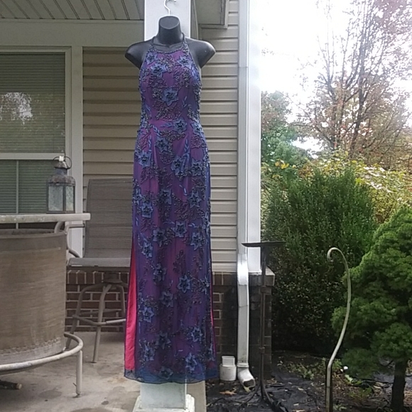 Stunning! Cache full length, blue beaded,sheer gown, with hot pink lining.Sz.2-4 - Picture 3 of 9